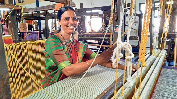 Andhra Pradesh handloom industry and Aadyam collaborate to support weavers | Handloom Industry News