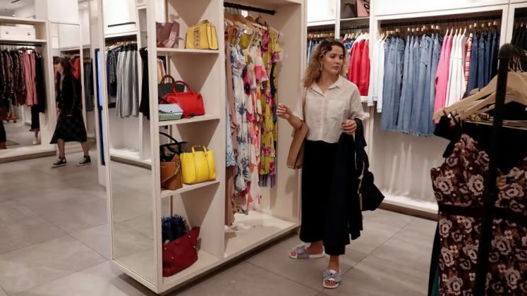Indian consumer demand picks up in October, raises hopes for H2 FY '25 | Clothing Sector