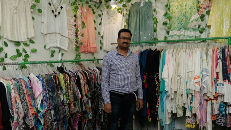 M. Kumar, Naresh Apparels had mix and match, cold dyeing in its collection