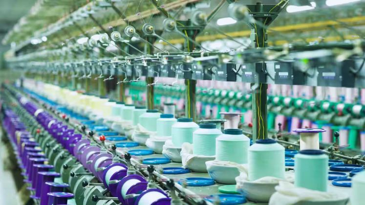SGCCI launches Textile Task Force to boost Surat’s textile industry | Textile Manufacturing News